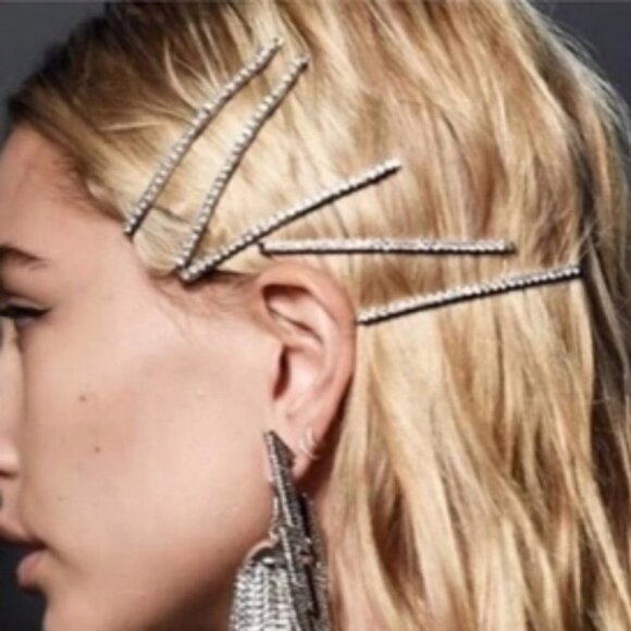 2 GOLD RHINESTONE PINS - Picture 1 of 1